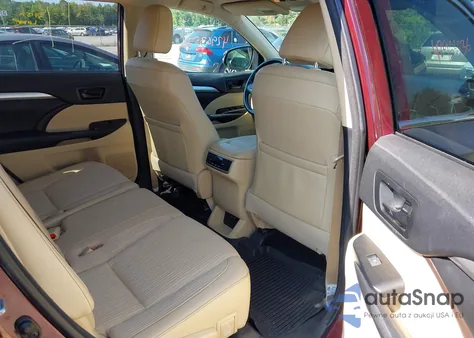 2018 Toyota Highlander Le/Le Plus from USA, damaged, VIN 5TDBZRFH4JS873667